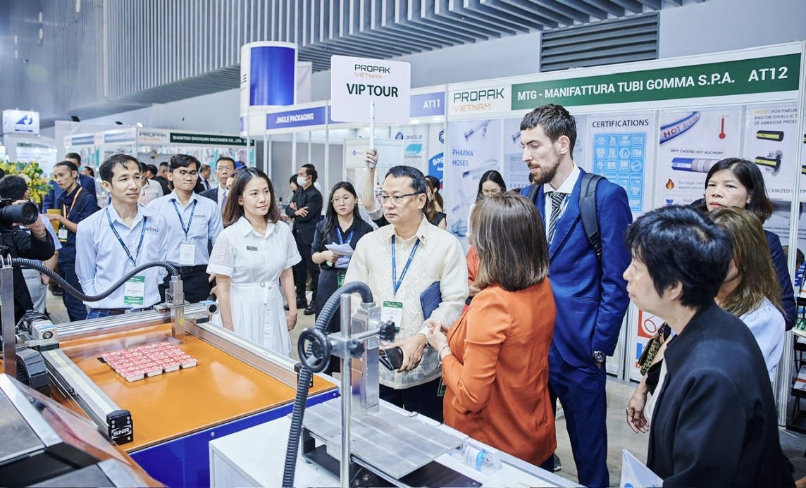 Giải ph&aacute;p xanh cho c&aacute;c doanh nghiệp ph&aacute;t triển bền vững